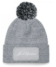 Load image into Gallery viewer, Grey Bobble Hat

